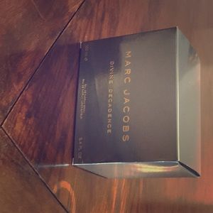 Marc Jacobs Divine Decadence